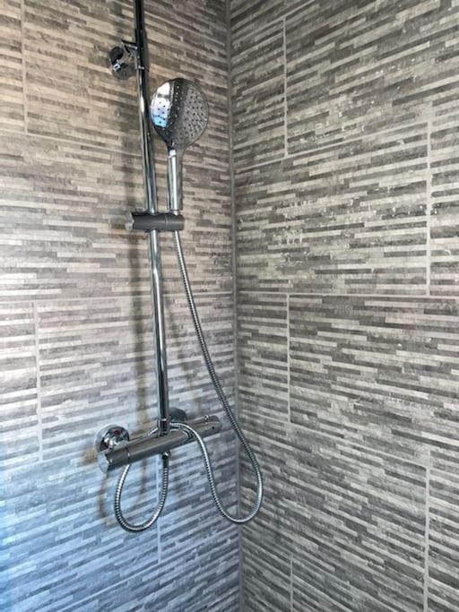 Modern 2 Bedroom Apartment In Derby City Centre Esterno foto